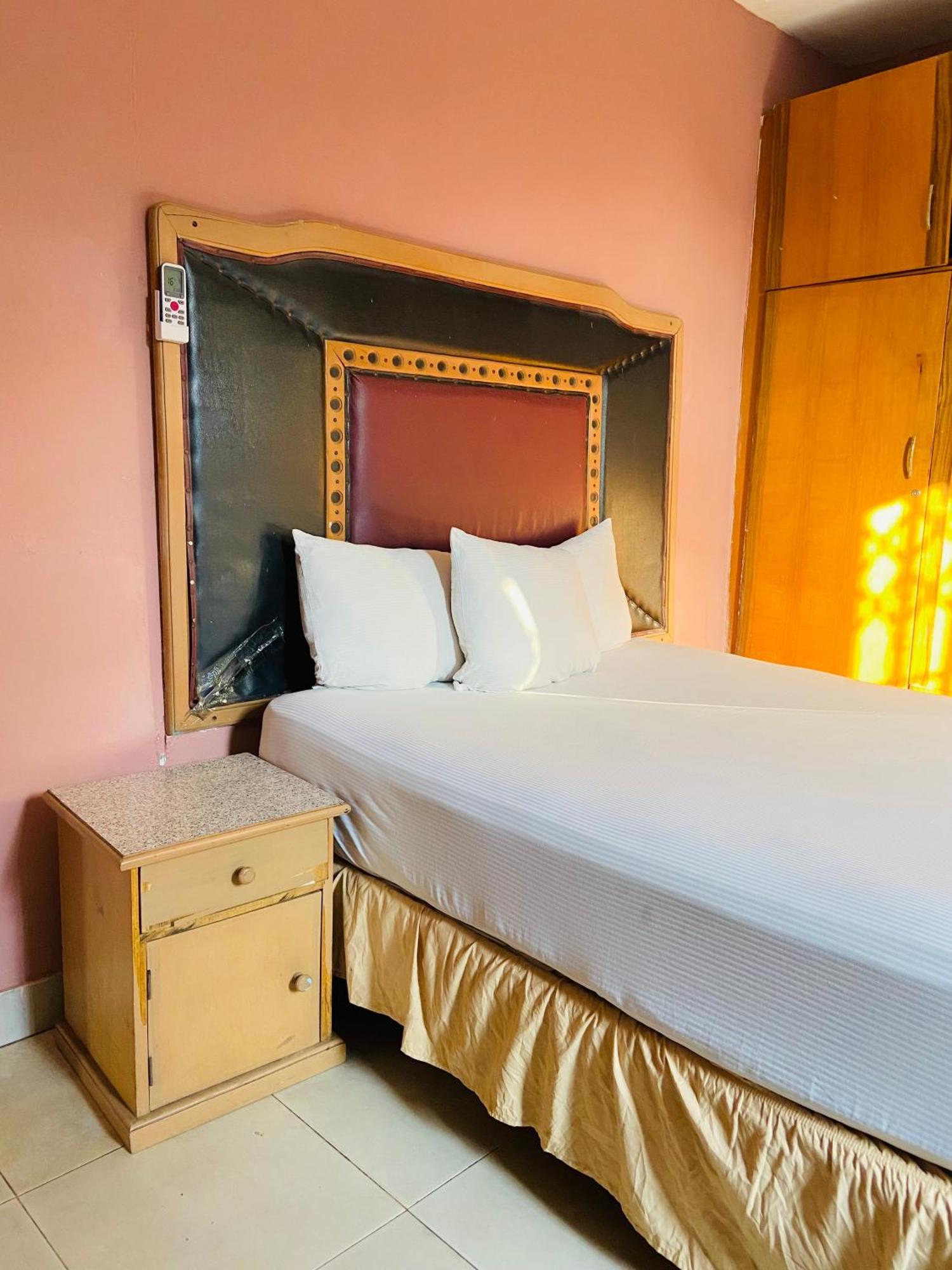 Heaven Gate Hotel Akra Dış mekan fotoğraf
